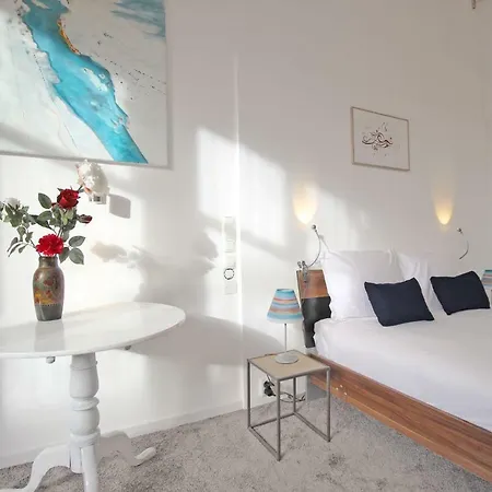 Cozy Jordaan Canalhouse Near Anne Frank House Bed & Breakfast